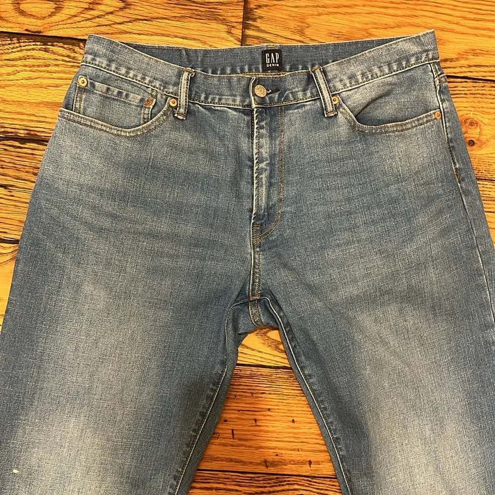 GAP MENS LIGHT WASH STRAIGHT LEG 5-POCKET BLUE JEANS SIZE 34 x 36 - Picture 4 of 7